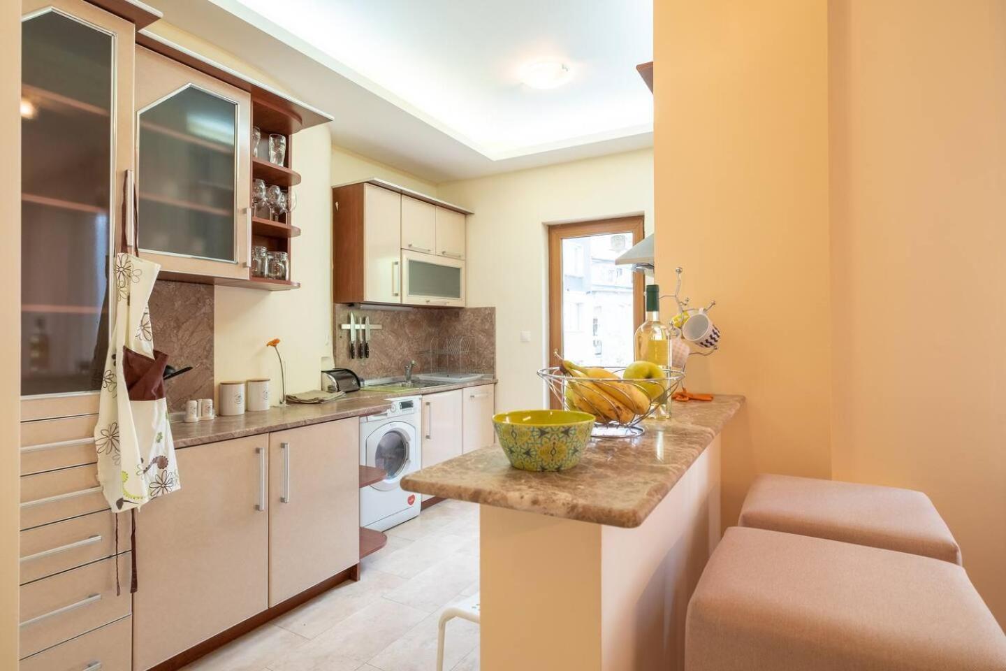 Top Pick! Central Spacious 2 Bedroom Apartment Sofia Bagian luar foto