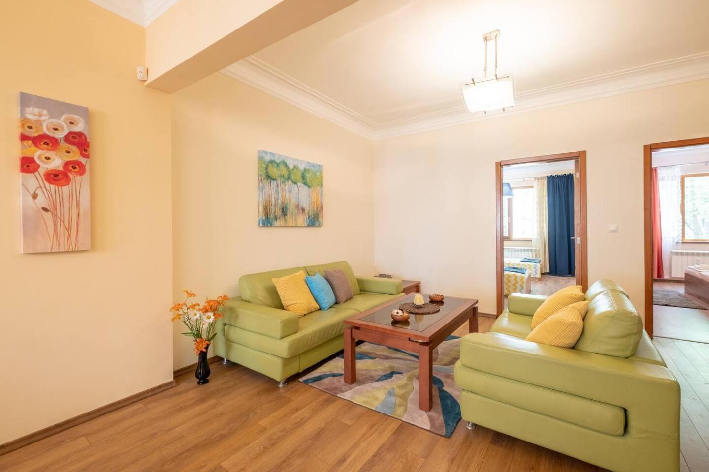 Top Pick! Central Spacious 2 Bedroom Apartment Sofia Bagian luar foto